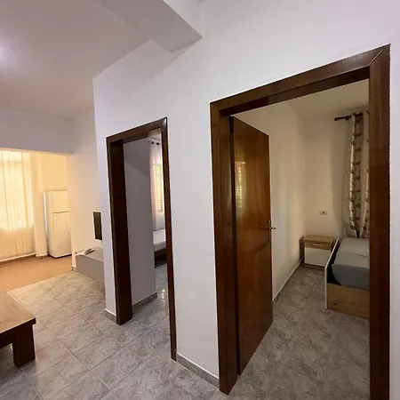 Leo's Place Golem (Tirana)